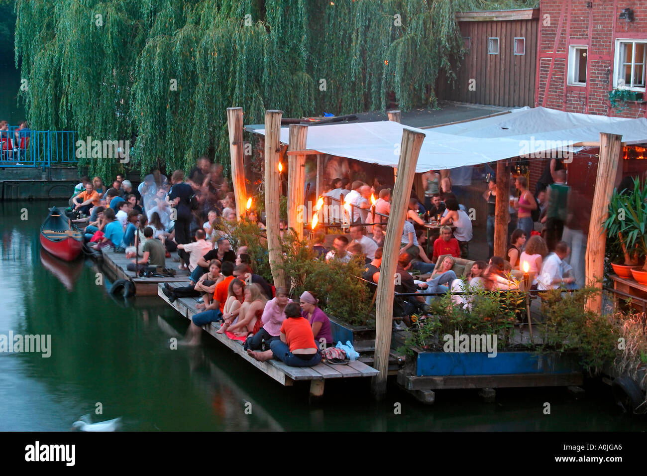 D Berlin Kreuzberg Club der Musik Techno Club Open-Air Sommer Stockfoto