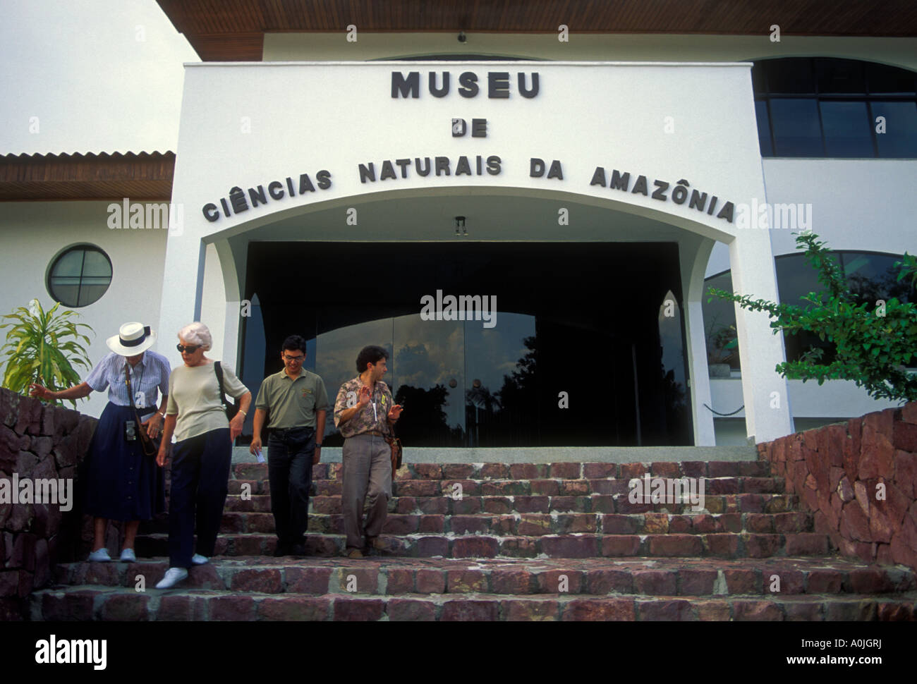 Menschen Touristen Besucher besuchen Natural Science Museum Manaus Amazonas Staat Brasilien Südamerika Stockfoto