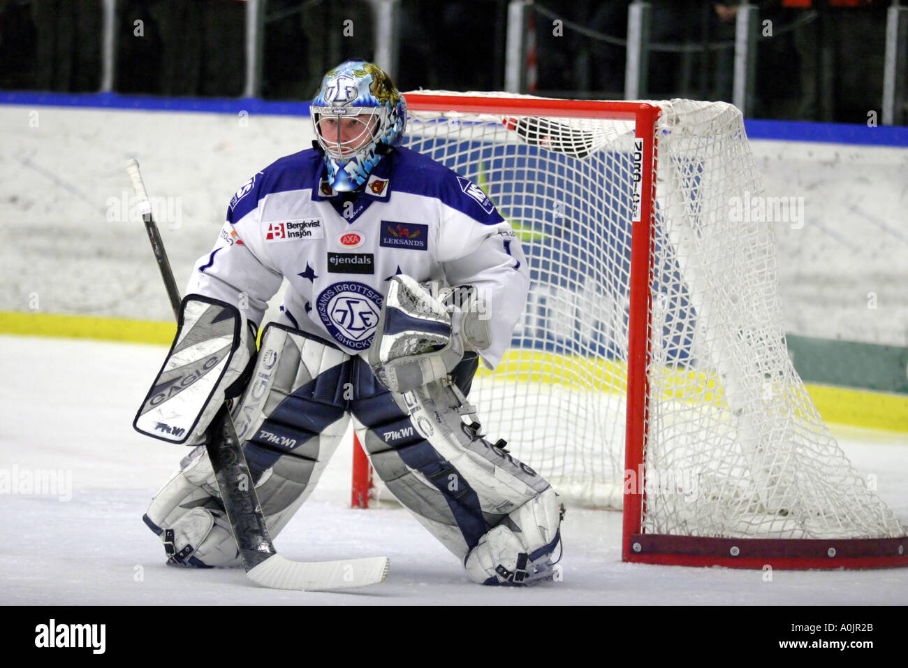 Johan Hedberg Genannt Der Elch Spielt Hier In Leksands If Ehemaliger Spieler In Nhl Pittsburgh Penguins Stockfotografie Alamy