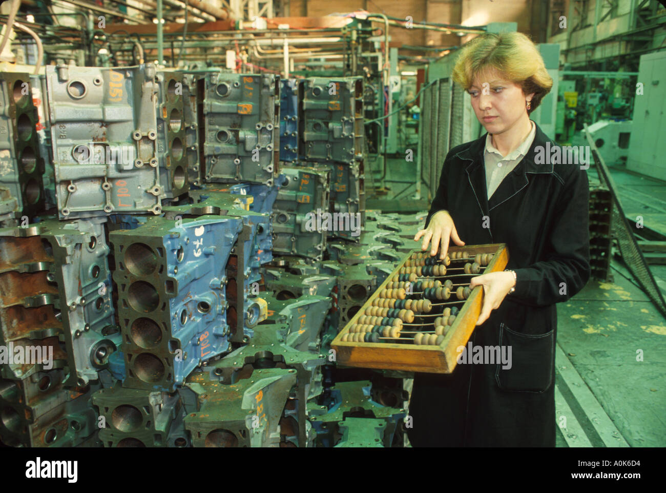 Moskau Russland, Osteuropa Europa, Russische Föderation, privatisierter Maschinenbauer mit Abacus, Rus033 Stockfoto