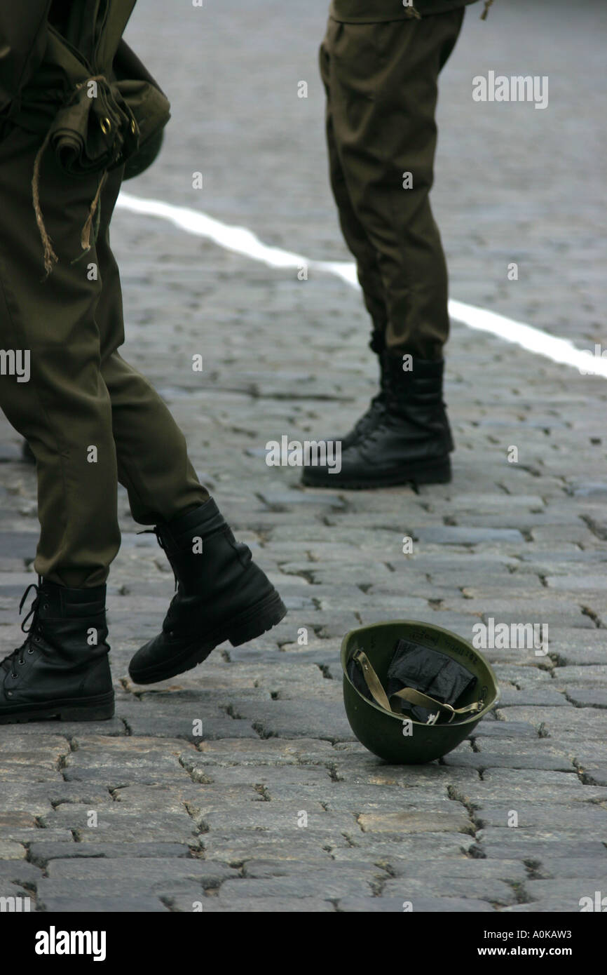 Russische Soldaten vor der militärischen Siegesparade auf dem Roten Platz, Moskau, Russland Stockfoto