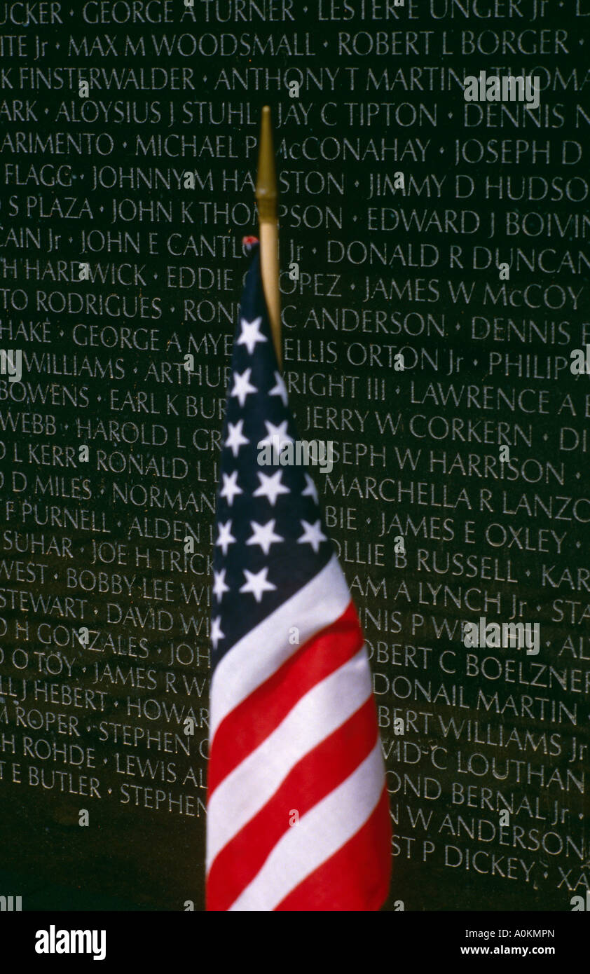 Amerikanische Flagge auf der Vietnam Veterans Memorial in Washington DC, USA Stockfoto