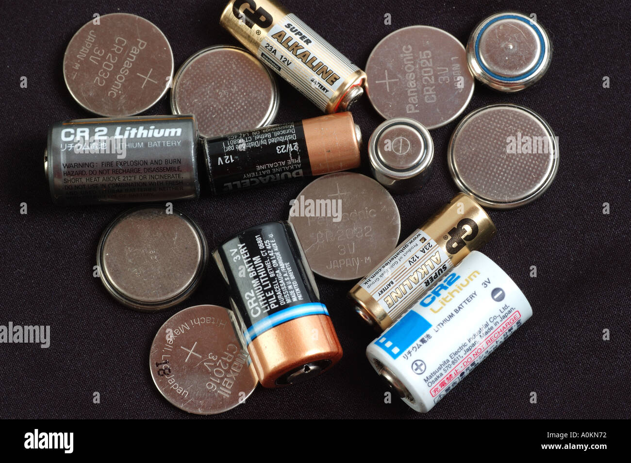 Haufen von gebrauchten Trockenbatterien dsc 9878 Stockfoto
