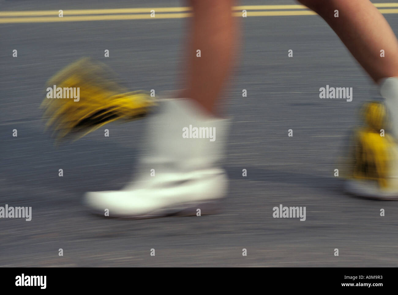 Bewegung Bewegungsunschärfe Boot Quaste marching Band-Majorette Kleinstadt Parade PA Pennsylvania Stockfoto