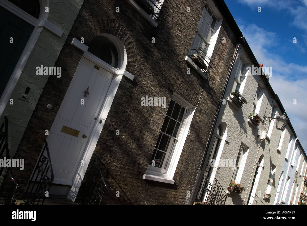 Anfang des 19. Jahrhunderts Reihenhäuser in Portugal Platz Cambridge England Stockfoto