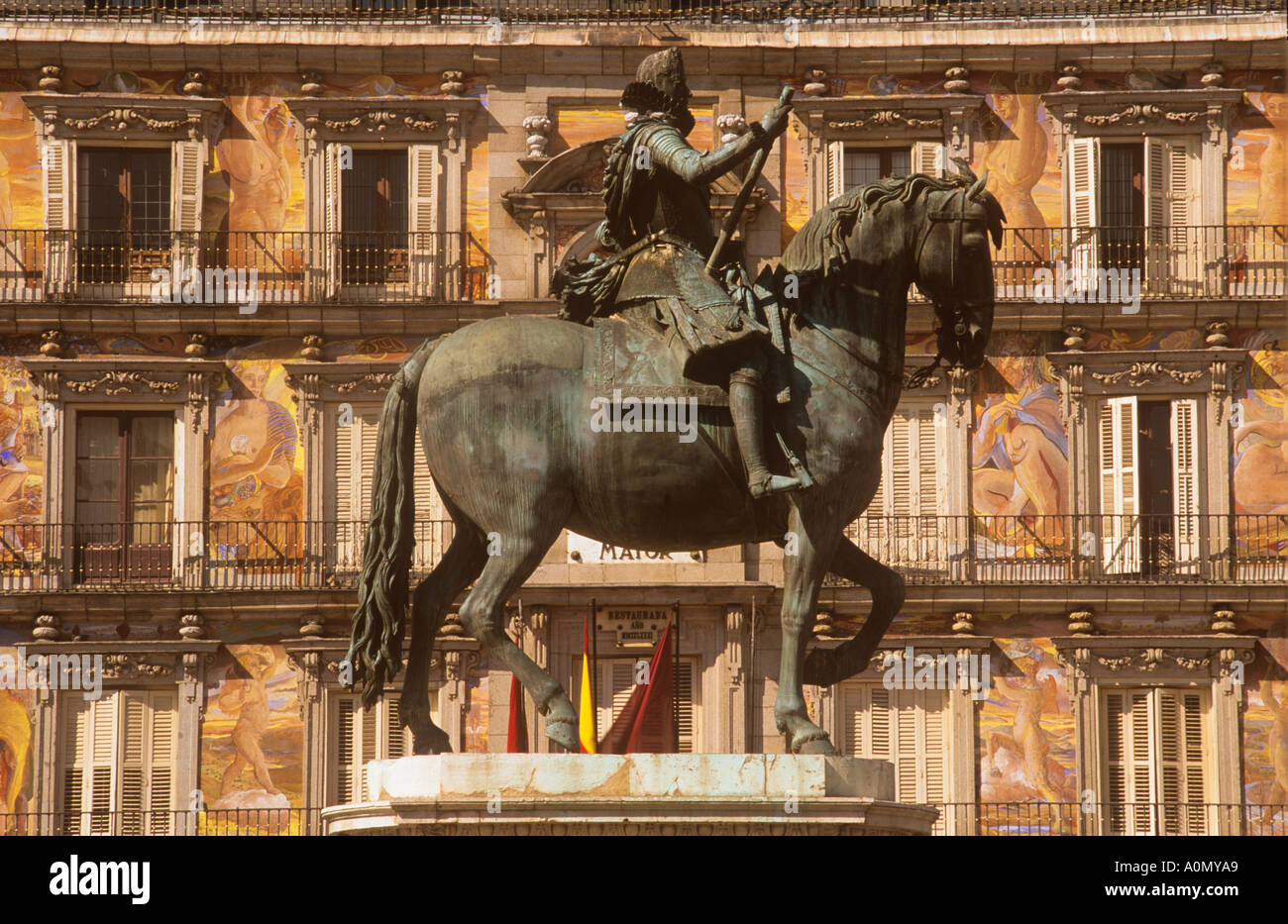 Plaza Mayor Felipe II Statue Madrid Spanien Stockfoto
