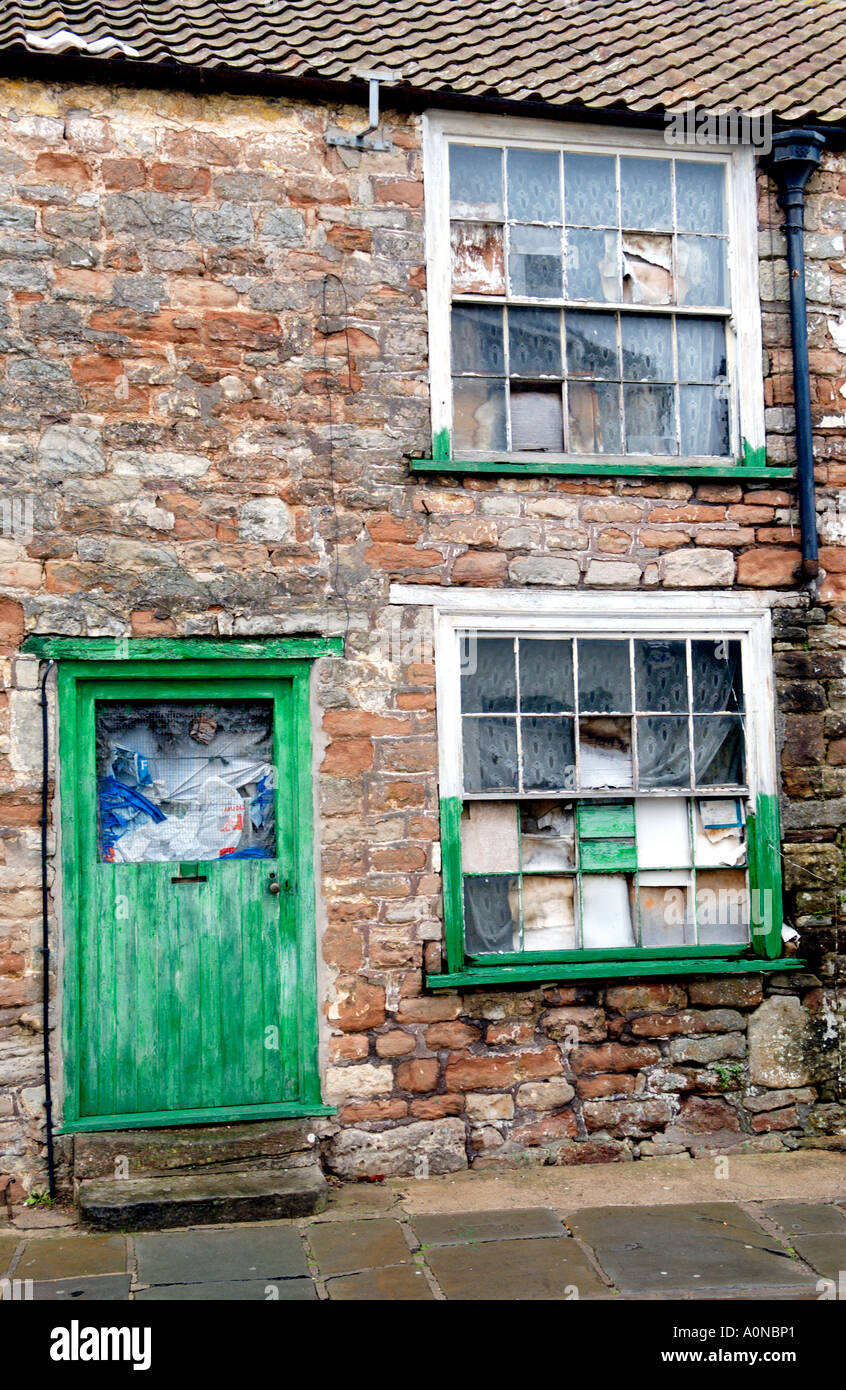 Nicht besetzten georgischen Landhaus mit zehn mehr als zehn Schiebefenster im Dorf von Chew Magna in der Nähe von Bristol England UK Stockfoto