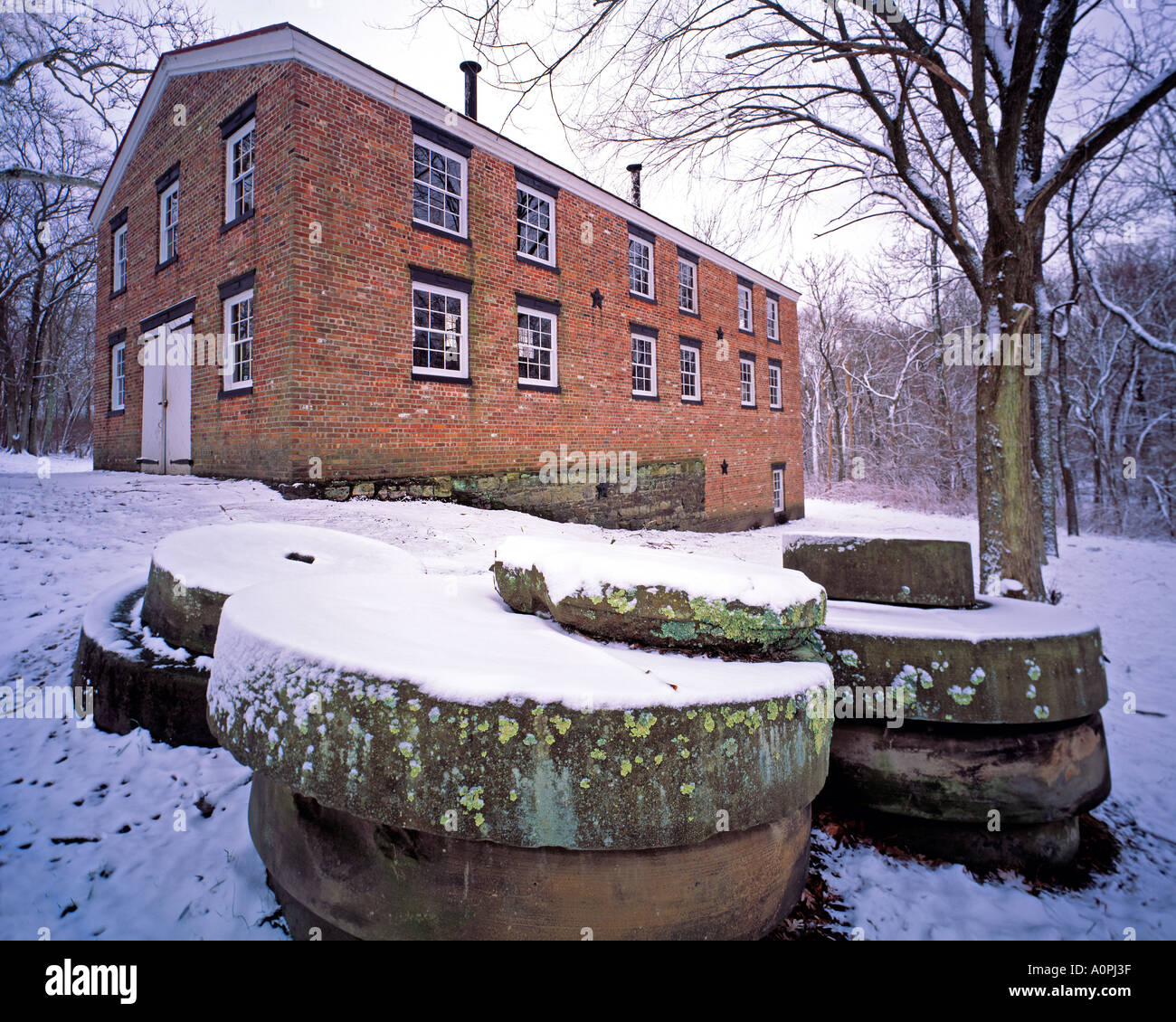 Alte Mühle Schleif-Stein historischen Allaire Dorf Allaire Staatspark Pine Barrens Northern New Jersey Stockfoto