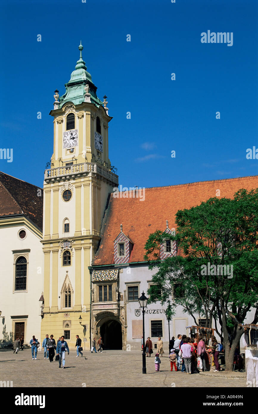 Rathausturm in großen quadratischen Bratislava Slowakei Europa Stockfoto