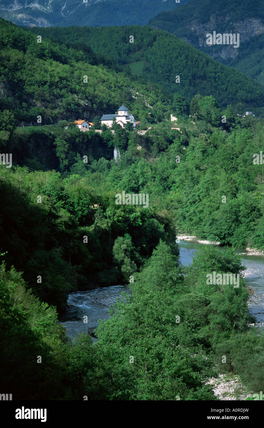 Moraca Kloster im Jahre 1252 gegründet und Svetigora Heiligen Berg Wasserfall Montenegro Europa Stockfoto