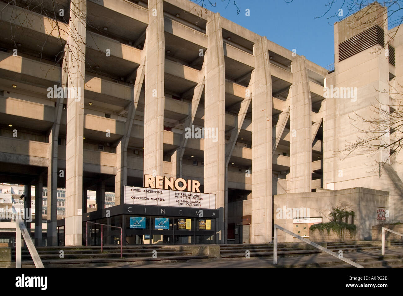 Brunswick Centre und Renoir Kino. Bloomsbury, London, England Stockfoto