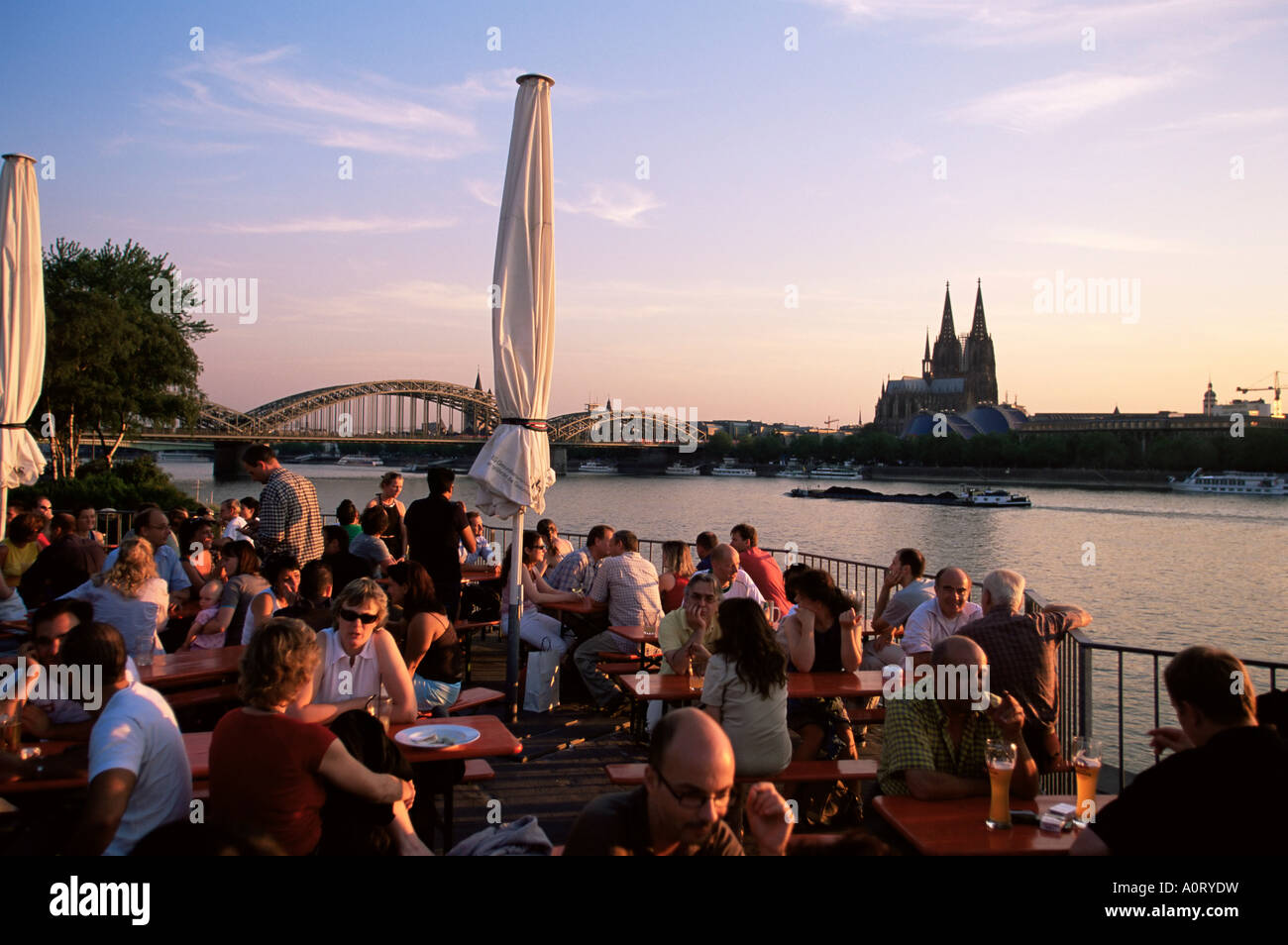 Köln bar leute kennenlernen
