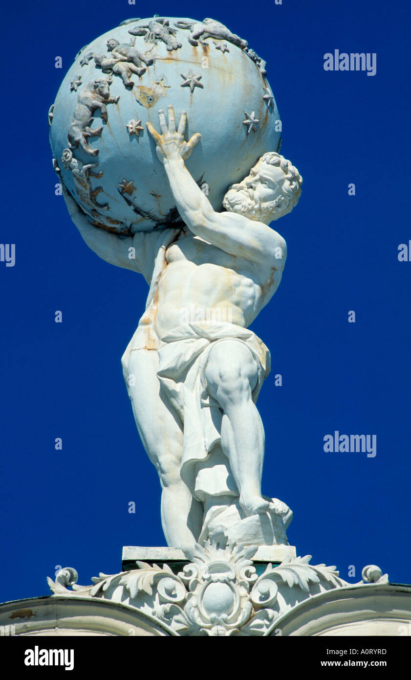 Atlas-Statue / Linderhof Stockfoto