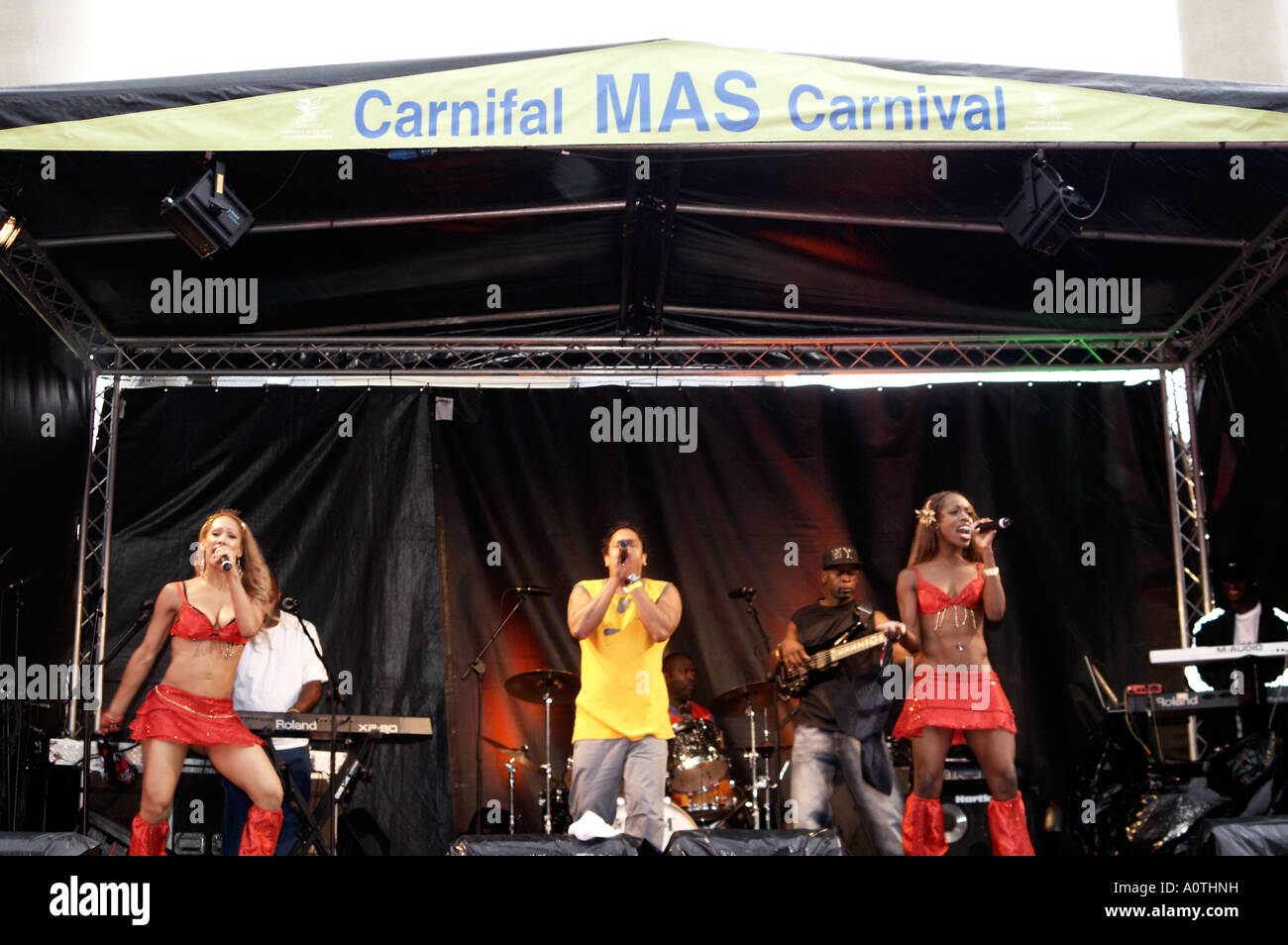 Performer Mas Karneval Cardiff Bay South Wales, Australia Stockfoto