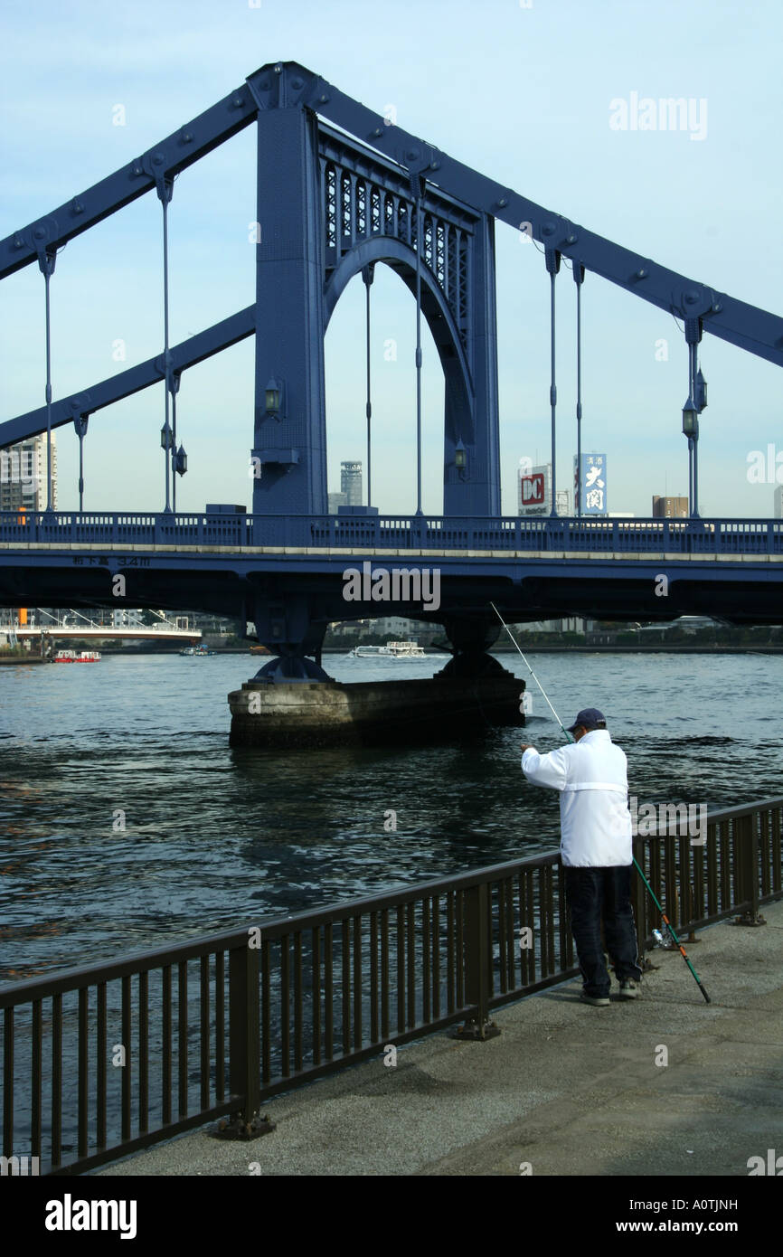 Fischer an der Kiyosubashi Bridge, Tokio Stockfoto