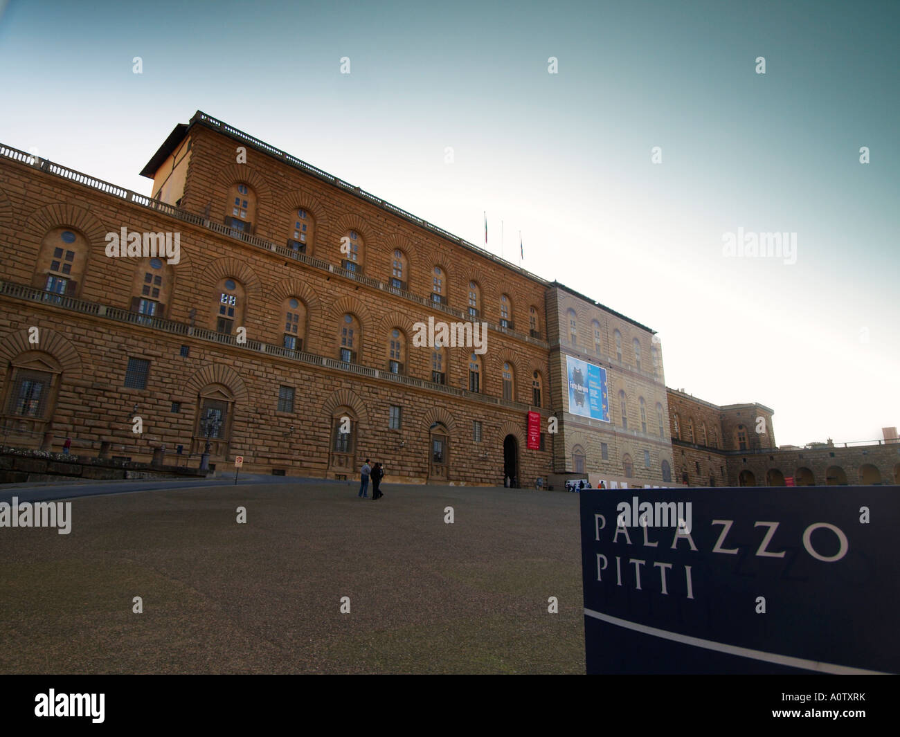 Palazzo Pitti, gesehen vom Piazza de Pitti in Florenz Toskana Italien Stockfoto