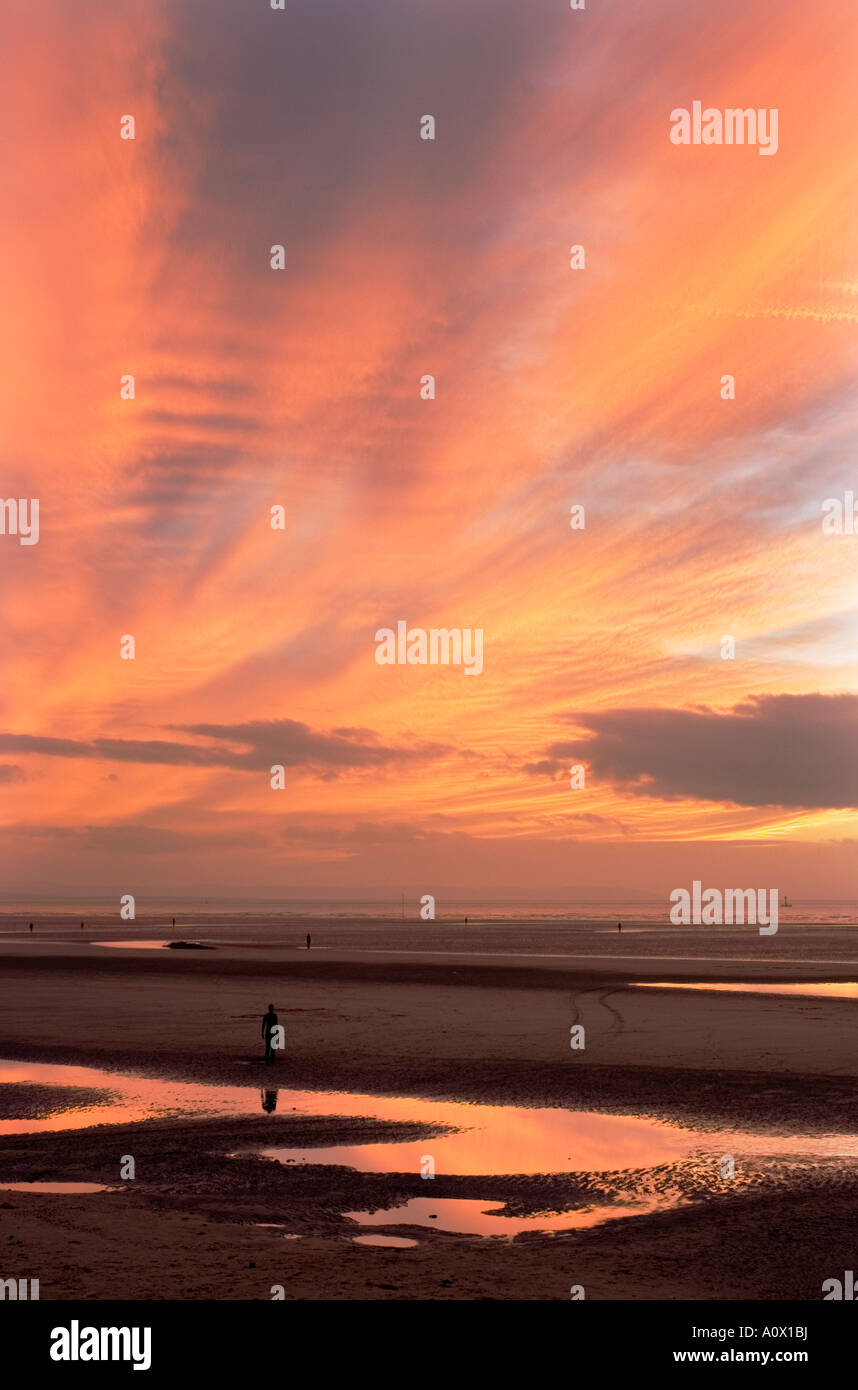 Ein weiterer Ort Kunst Installation Crosby Strand Liverpool Merseyside Vereinigtes Königreich Stockfoto