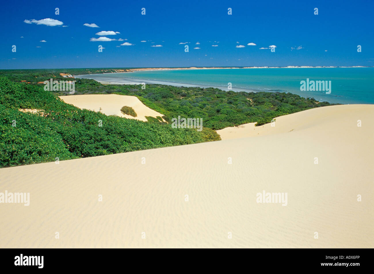 Küste in der Nähe von Canoa Quebrada Canoa Quedrada Ceara Brasilien Südamerika Stockfoto