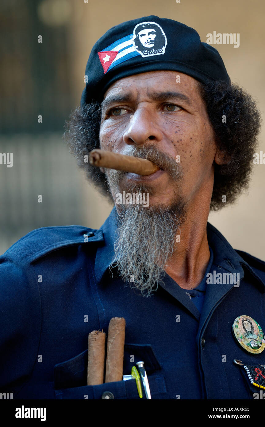 Fidel Castro Lookalike Plaza de Armas Havanna Kuba Stockfoto