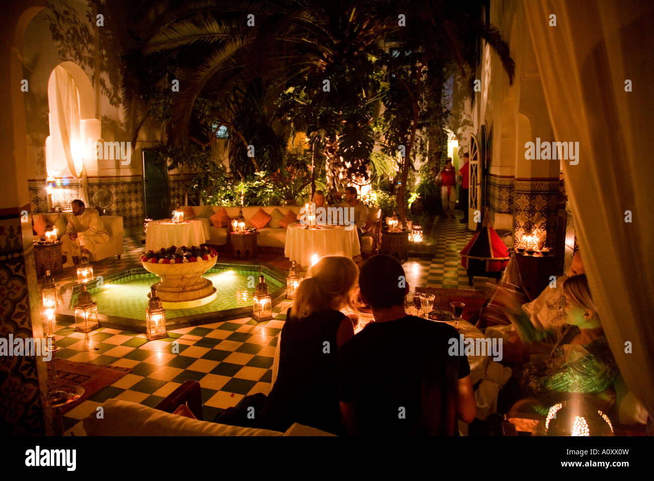 Dar Marjana Restaurant gilt als eines der besten Restaurants in Marrakesch, Marokko Stockfoto