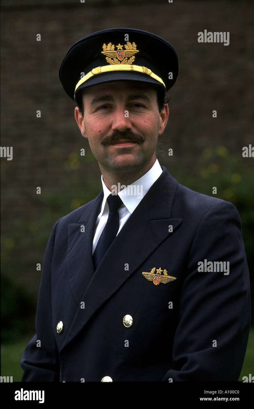 Airline Pilot in uniform Stockfoto