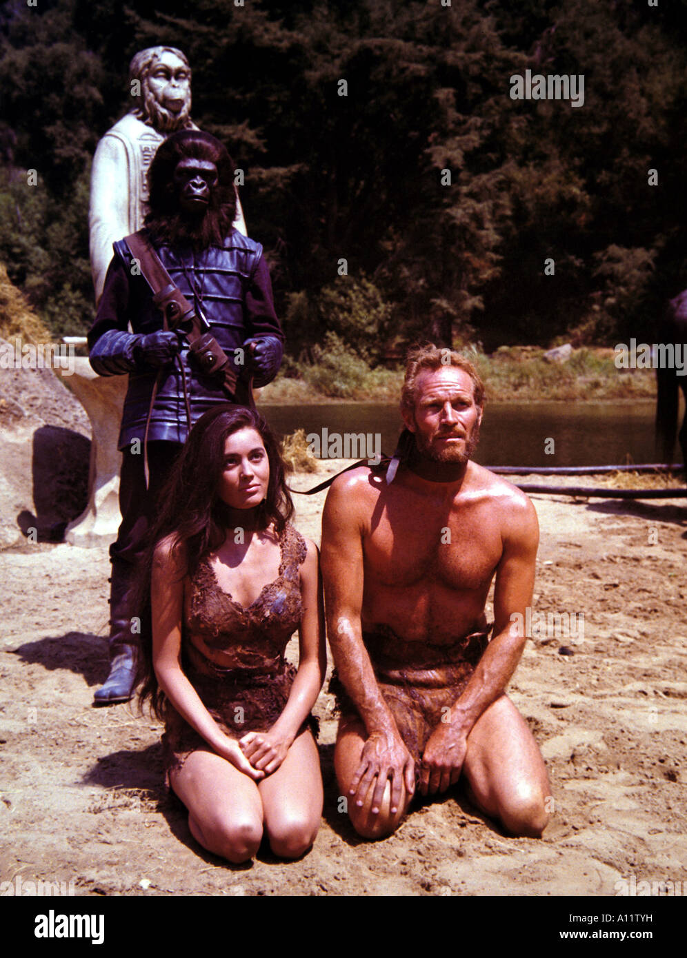 Planet der Affen Jahr 1968 Direktor Franklin Schaffner Charlton Heston Linda Harrison basierend auf dem Buch von Pierre Boulle Stockfoto