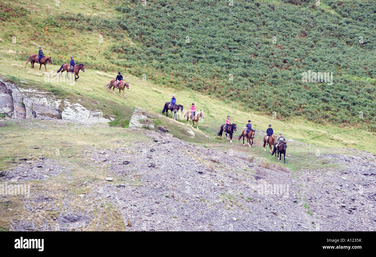Ponyreiten im Elan-Tal in Wales. Stockfoto