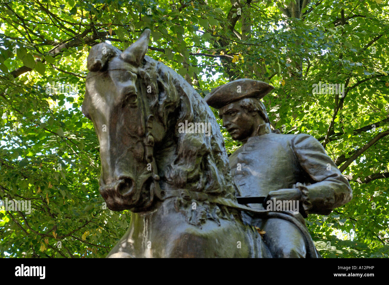 Paul Revere Statue in der Nähe der Old North Church in Boston, Massachusetts. Digitale Fotografie Stockfoto
