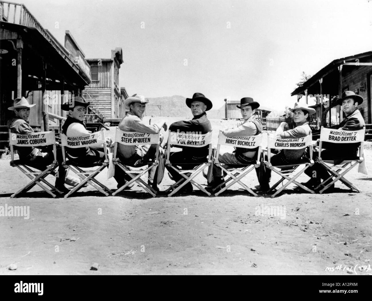 Die herrlichen sieben Jahr 1960 Direktor John Sturges Yul Brynner James Coburn Robert Vaughn Steve McQueen Horst Hagemann Charle Stockfoto