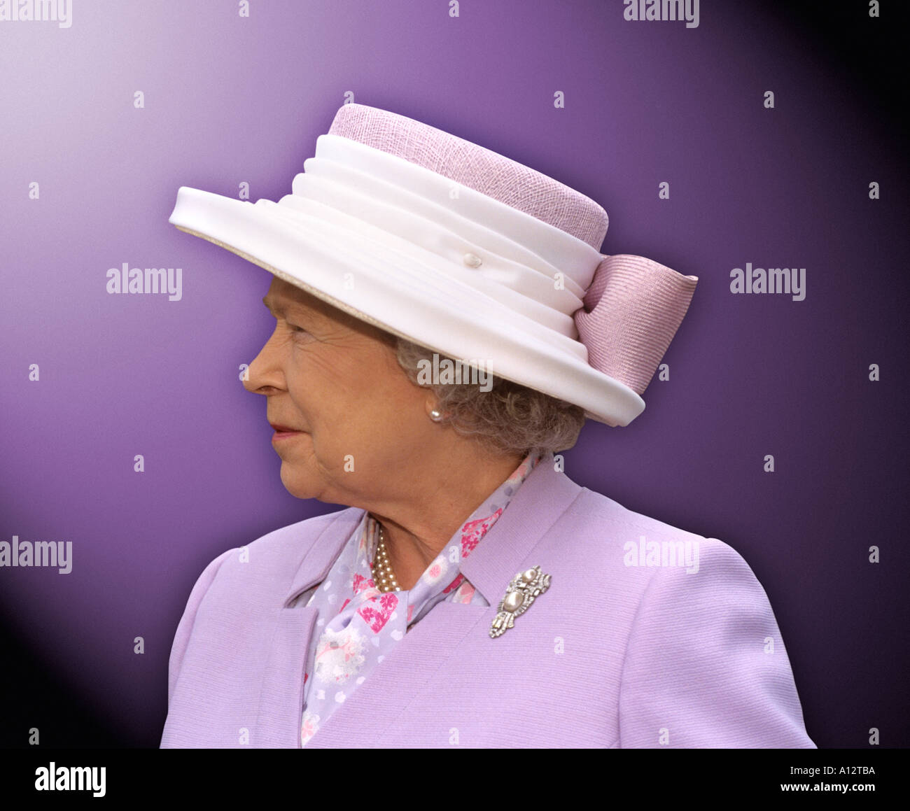 QUEEN ELIZABETH 2 Profil Ausschneiden portrait VON SEINER KÖNIGLICHEN HOHEIT, Queen Elizabeth II. Stockfoto