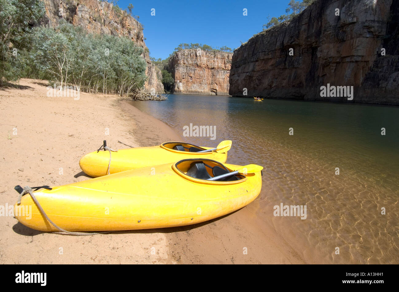 Ein paar Kajaks in der Katherine Gorge, Nitmiluk National Park, Australien Stockfoto