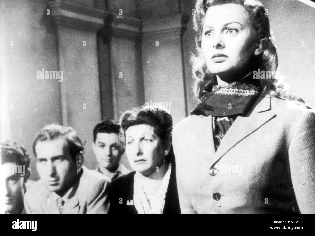 Sophia loren 1954 -Fotos und -Bildmaterial in hoher Auflösung – Alamy