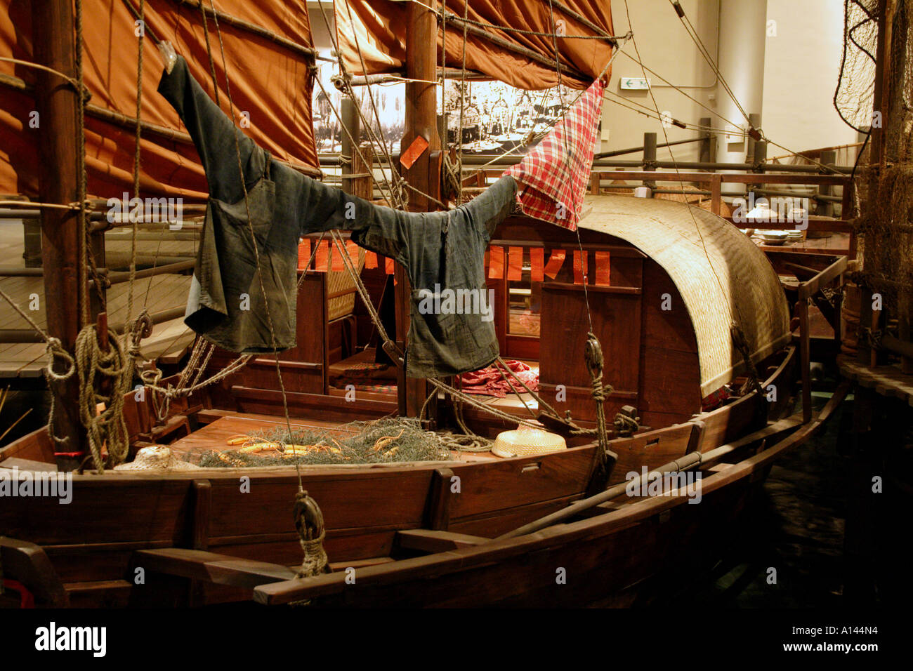 Eine Anzeige einer Dschunke im Hong Kong Museum of History Stockfoto