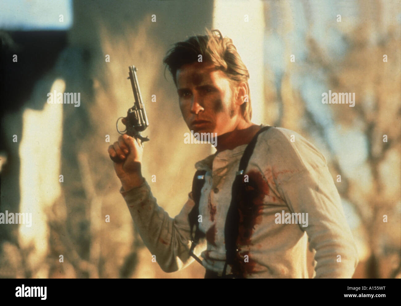 Junge waffen 1988 emilio estevez -Fotos und -Bildmaterial in hoher