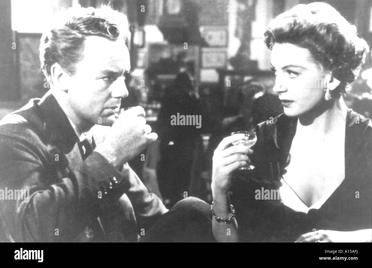 Das Ende der Affäre Jahr 1954 Regisseur Edward Dmytryk Deborah Kerr Van Johnson basierend auf dem Buch von Graham Greene Stockfoto