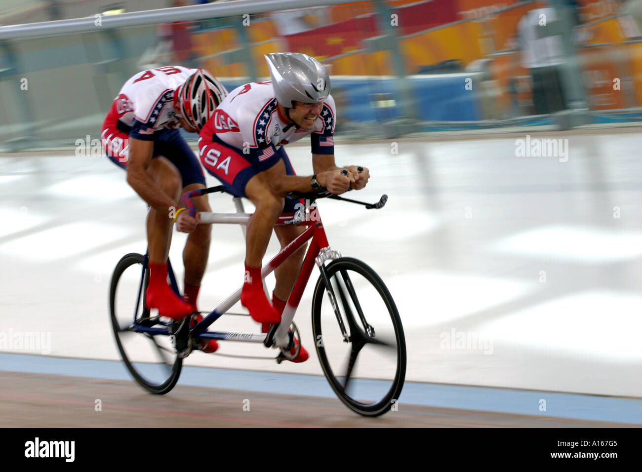 Bryn Jason und Glenn Bunselmeyer von der Vereinigte Staaten von Amerika in den Herren B1 3 Kategorie Tandem 4 Kilometer Einzelverfolgung Stockfoto