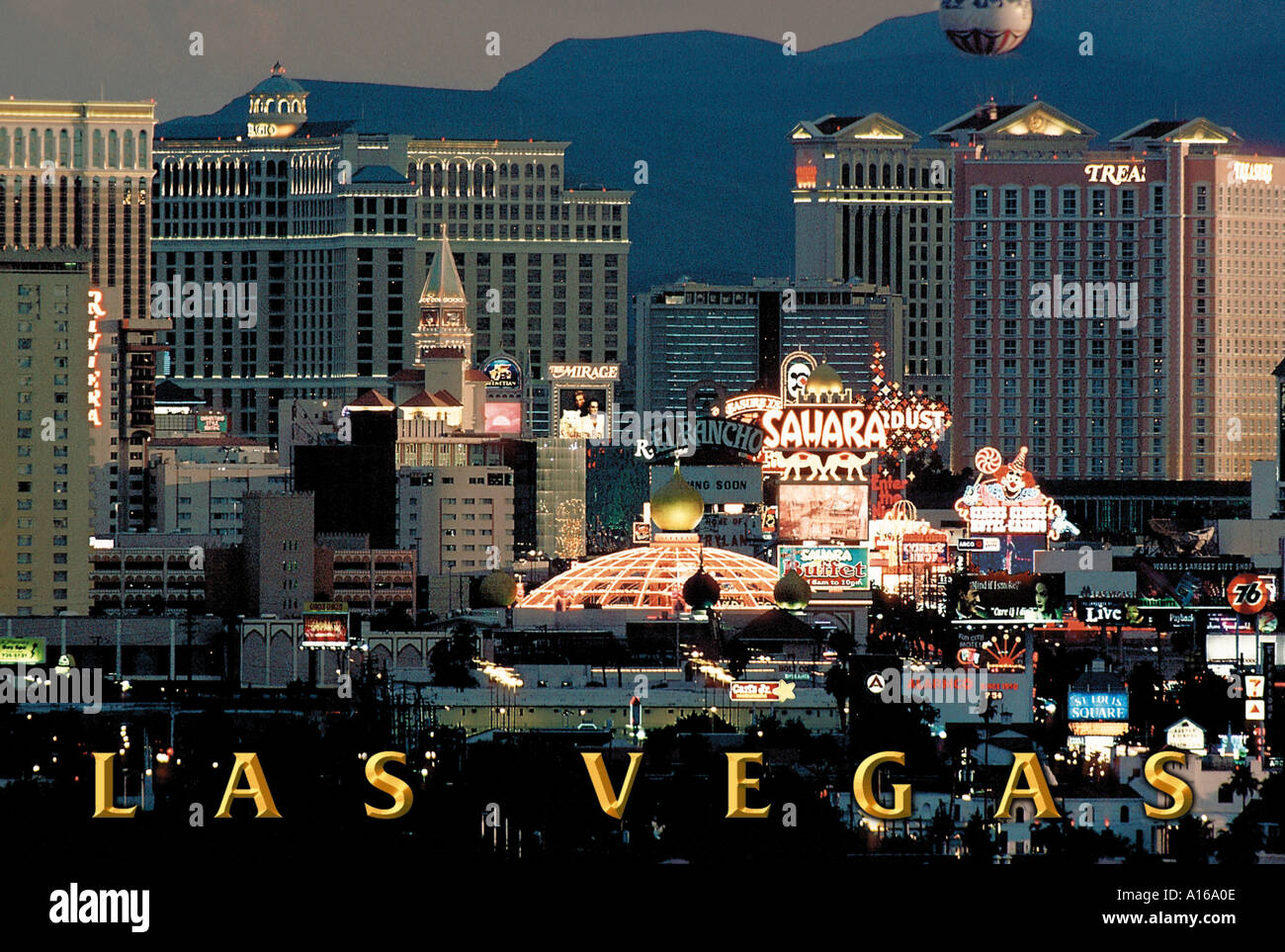Einige der besten Hotels und Casinos in Las Vegas Nevada sind in dieser Ansicht Dämmerung gesehen. Stockfoto