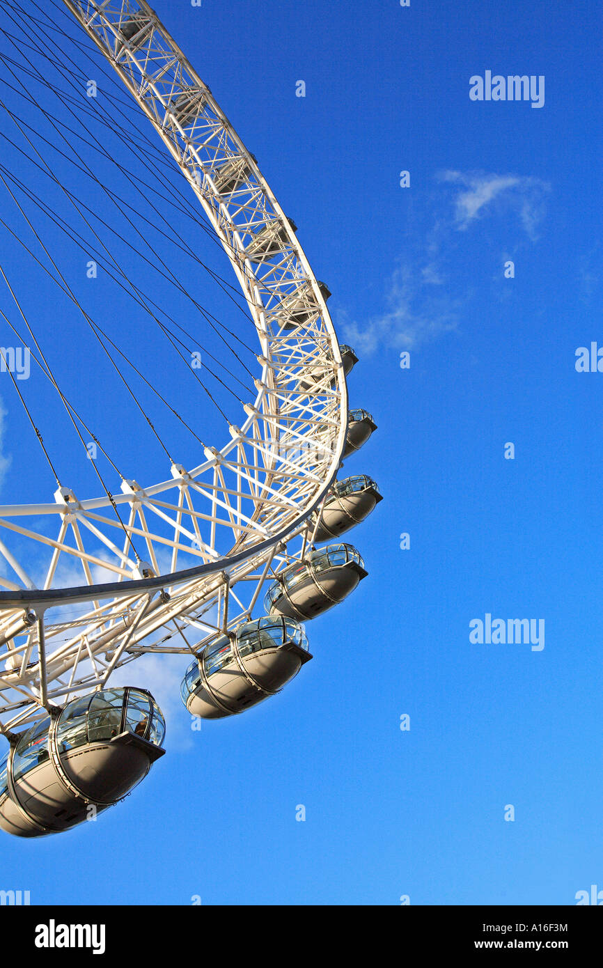 Vereinigtes Königreich Zentrum von London am Südufer eine Ansicht mit dem London eye Stockfoto