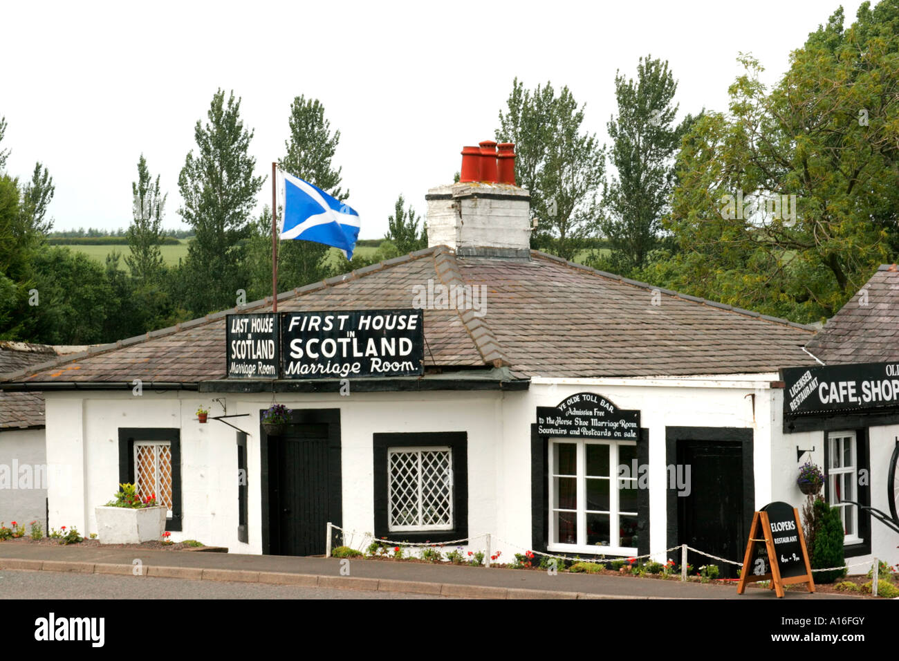 Erstes Haus letztes Haus in Schottland Gretna Green Stockfoto