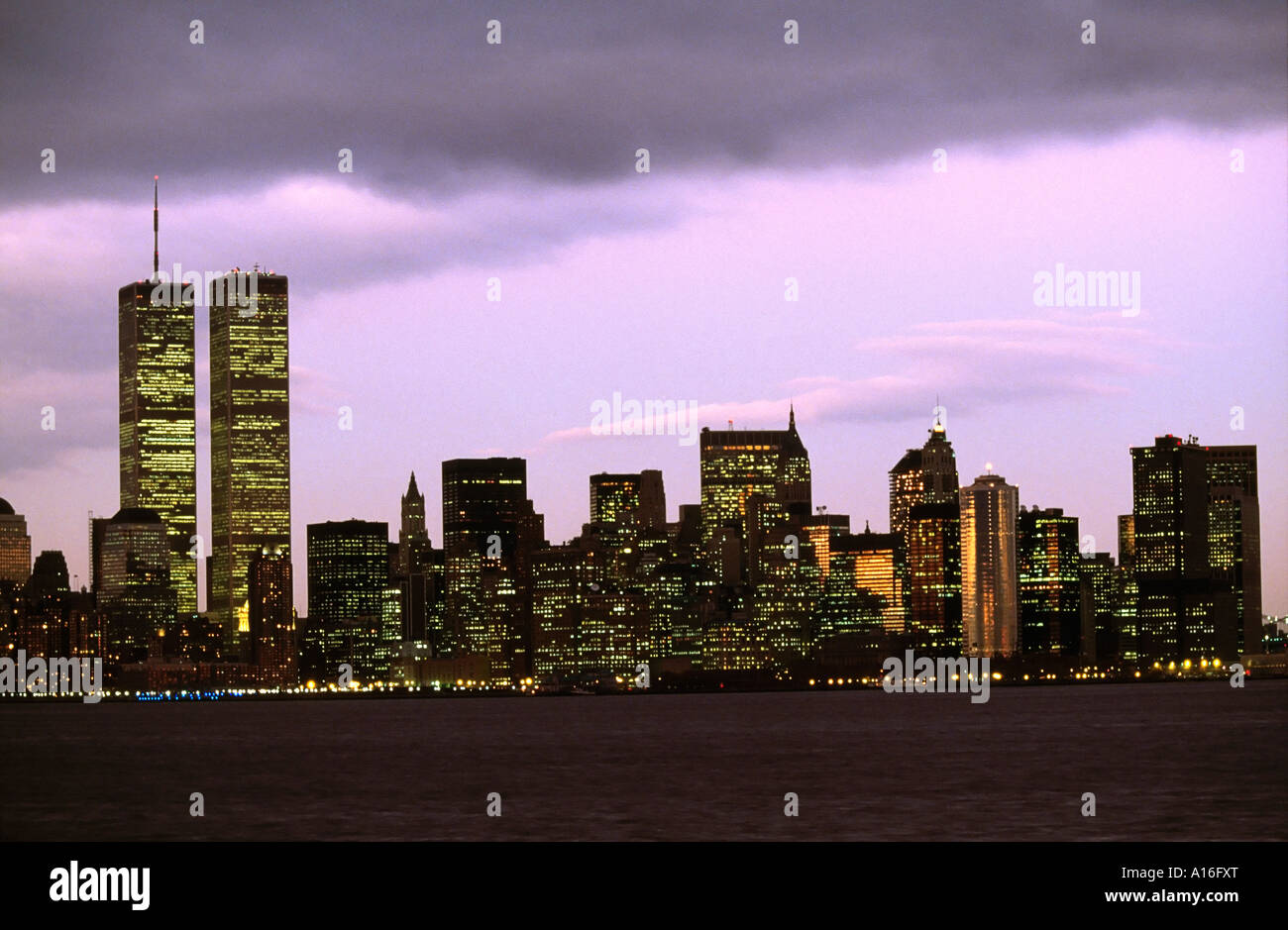 New York Skyline Pre 9 11 zeigt Twin Towers des World Trade Center ...