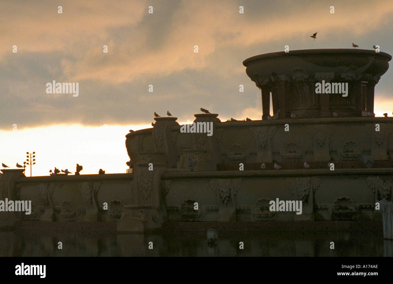 Buckingham Brunnen mit Vögel Stockfoto