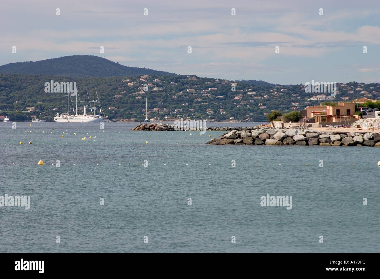 Schiff in der Bucht Stockfoto