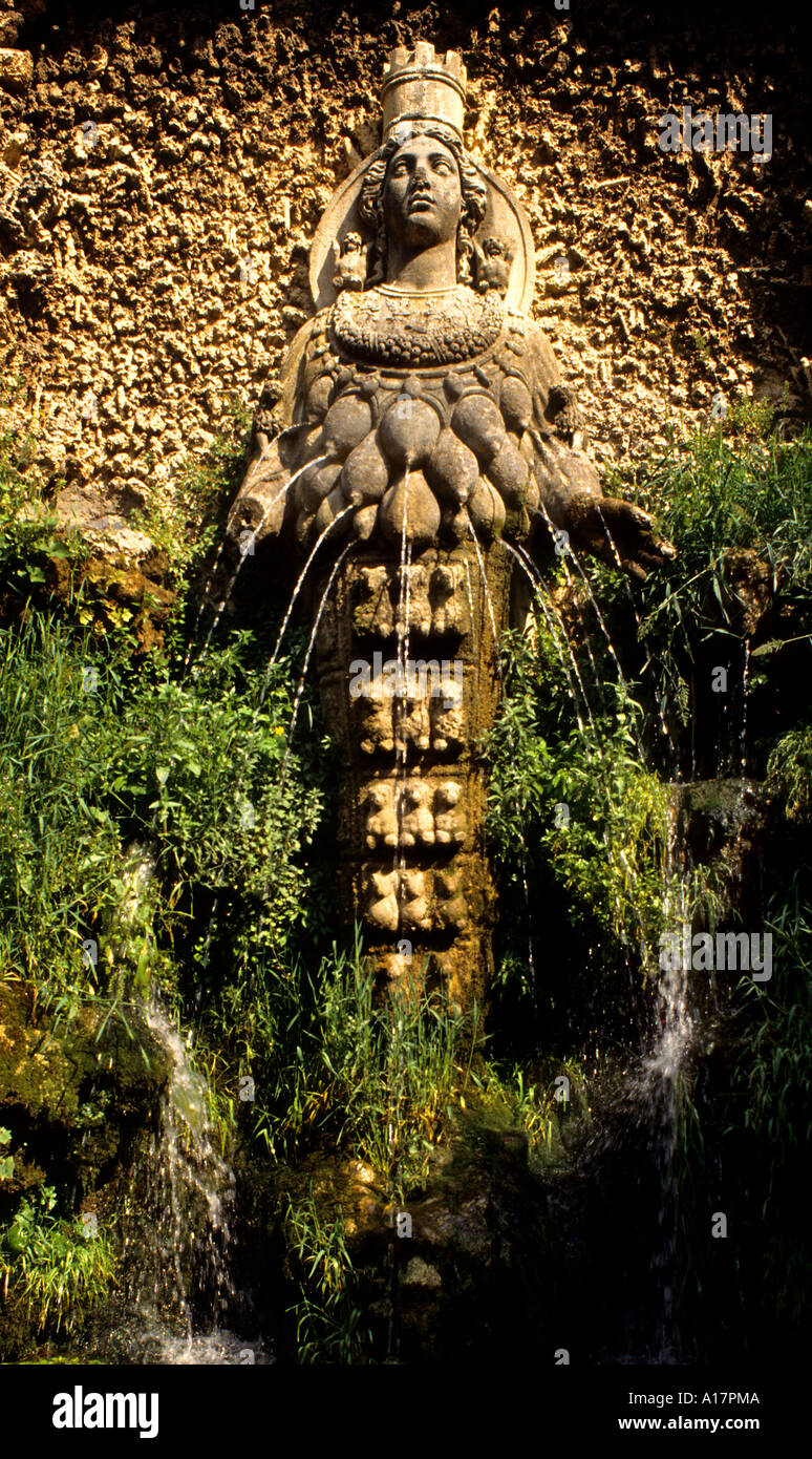 Villa d'Este 16.-Jahrhundert-Villa in Tivoli, italienische Renaissance-Gartenbrunnen. In der Nähe von Rom, Kardinal Ippolito II d'Este Papst Alexander V., Italien. Stockfoto