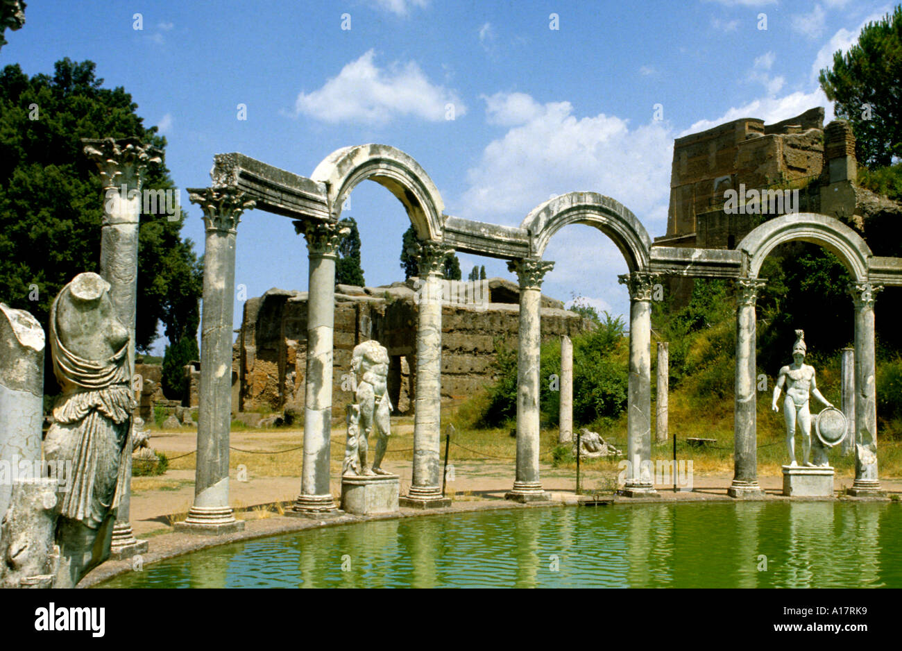 Hadrians Villa , Villa Adriana) Ruinen und archäologische Überreste eines großen Villenkomplexes gebaut c. AD 120 vom römischen Kaiser Hadrian im Tivoli vor der Tür Stockfoto