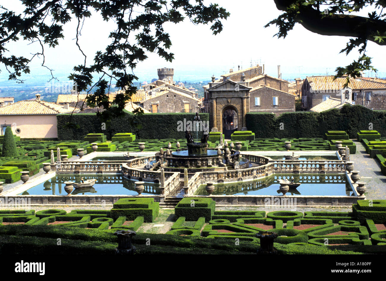 Italien-Latium-Garten Villa Lante in Bagnaia Italien Neptunbrunnen Wasser Pflanzen und Gartenbau, Flucht, Europa, europäische, E Stockfoto