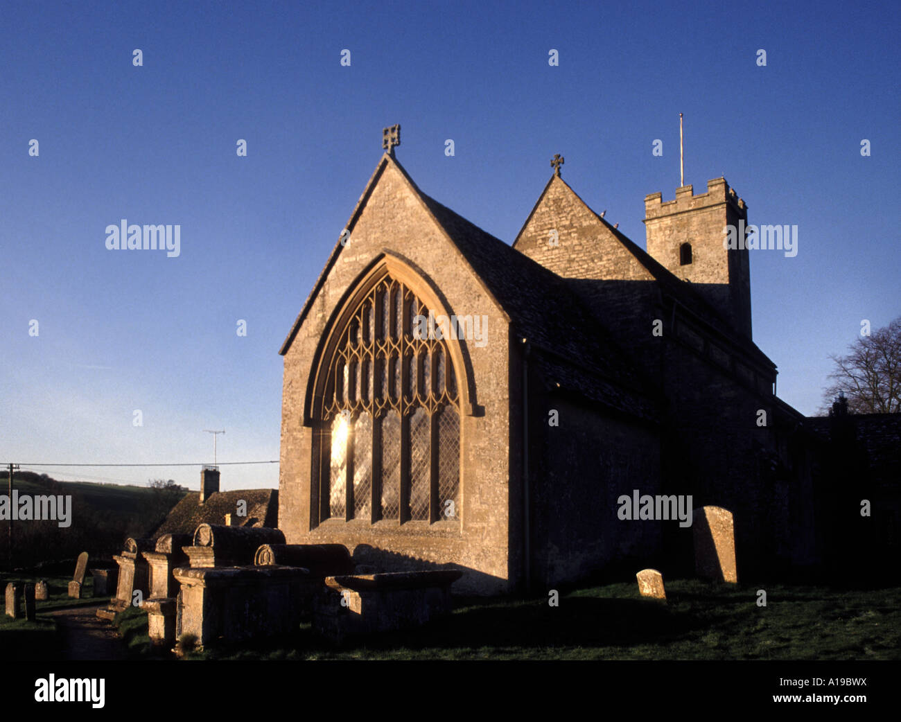 Mitford Schwestern Friedhof, Swinbrook Kirche Oxfordshire Stockfoto