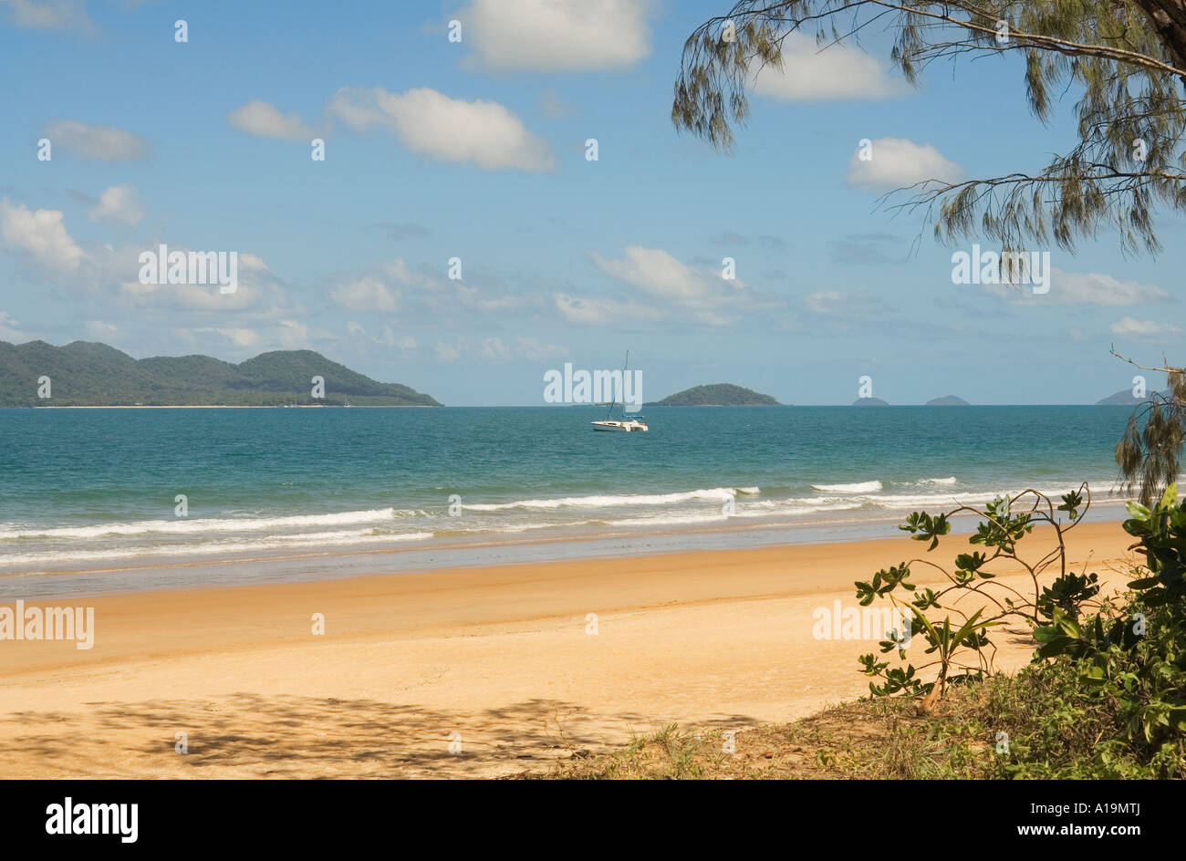 Blick auf Dunk Island von Mission Beach-Queensland-Australien Stockfoto