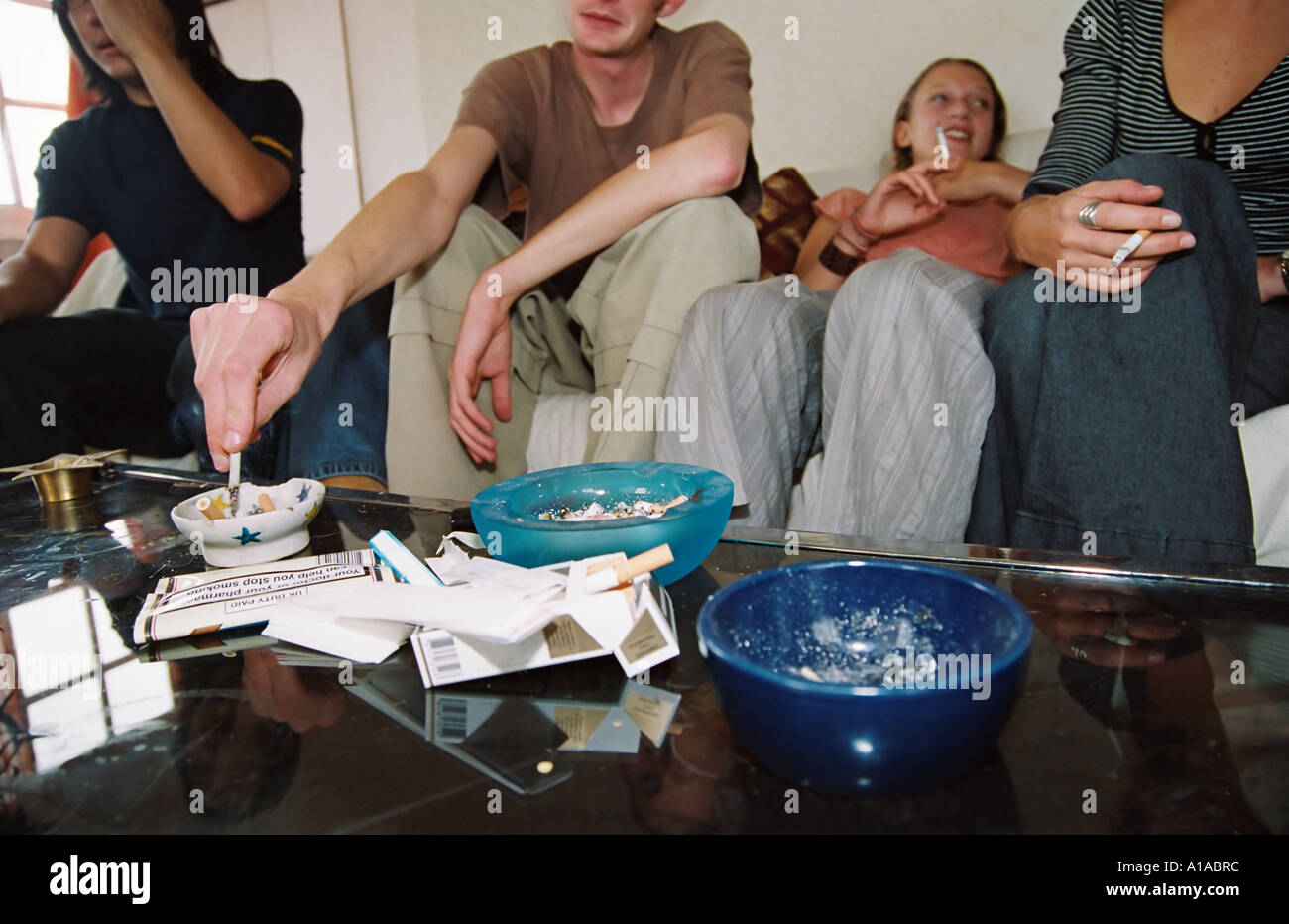 Rauchendes gefäß Fotos und Bildmaterial in hoher Auflösung Alamy