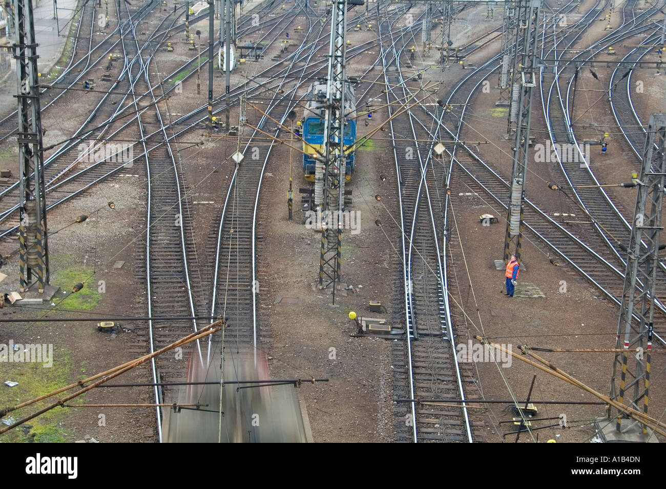 Eisenbahn am Hlavni Nadrazi Hauptbahnhof in Prag Tschechische Republik Stockfoto