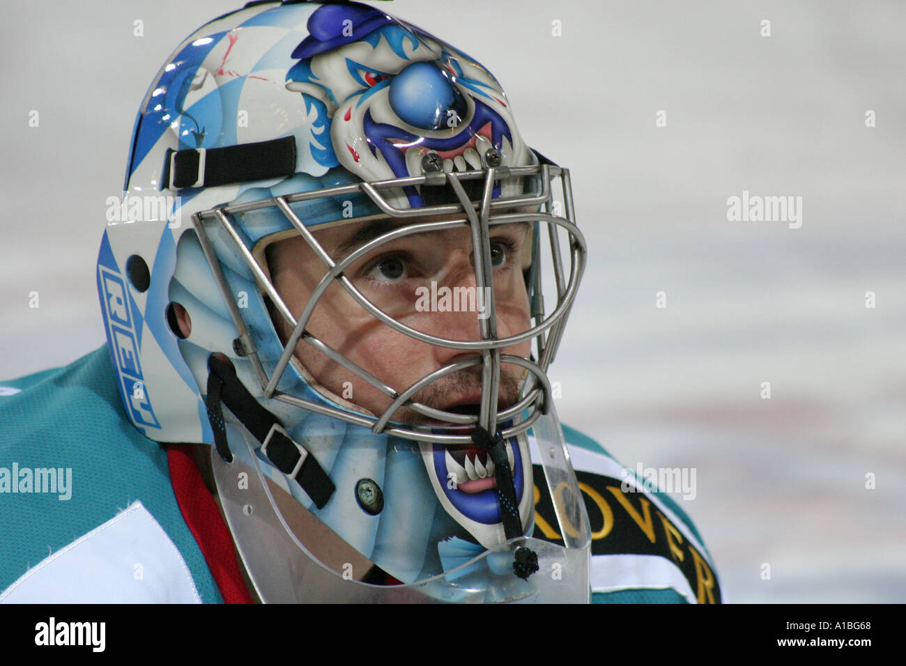 Nahaufnahme eines Eishockey-Torwart für die Belfast Giants Chris McGimpsey Maske Stockfoto